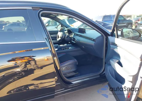 2023 Genesis Gv70 2.5T Awd from USA, damaged, VIN KMUMADTB5PU101635